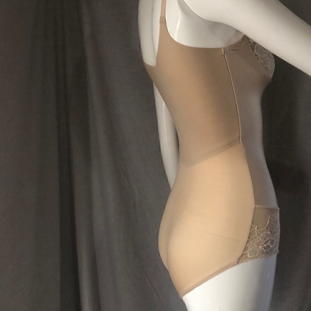 Maidenform Body Lingerie - Picture 2 of 5